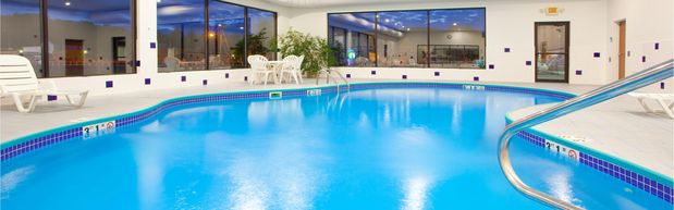 Images Holiday Inn Express & Suites Elkins