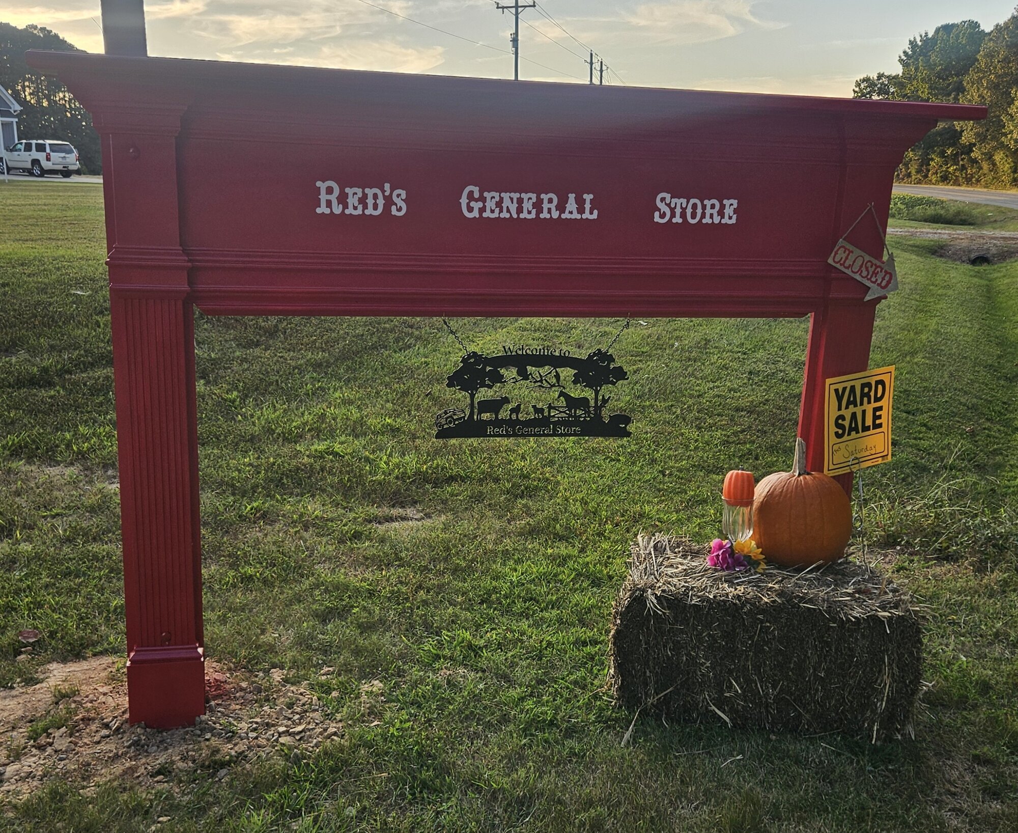 Red s General Store Image