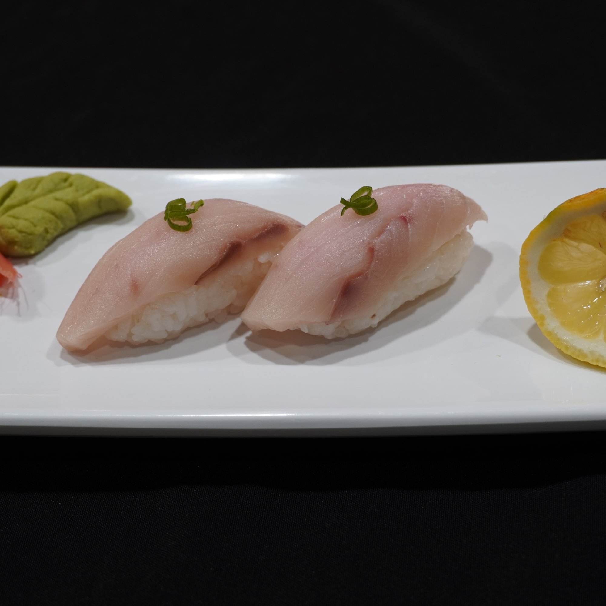 Hamachi Nigiri