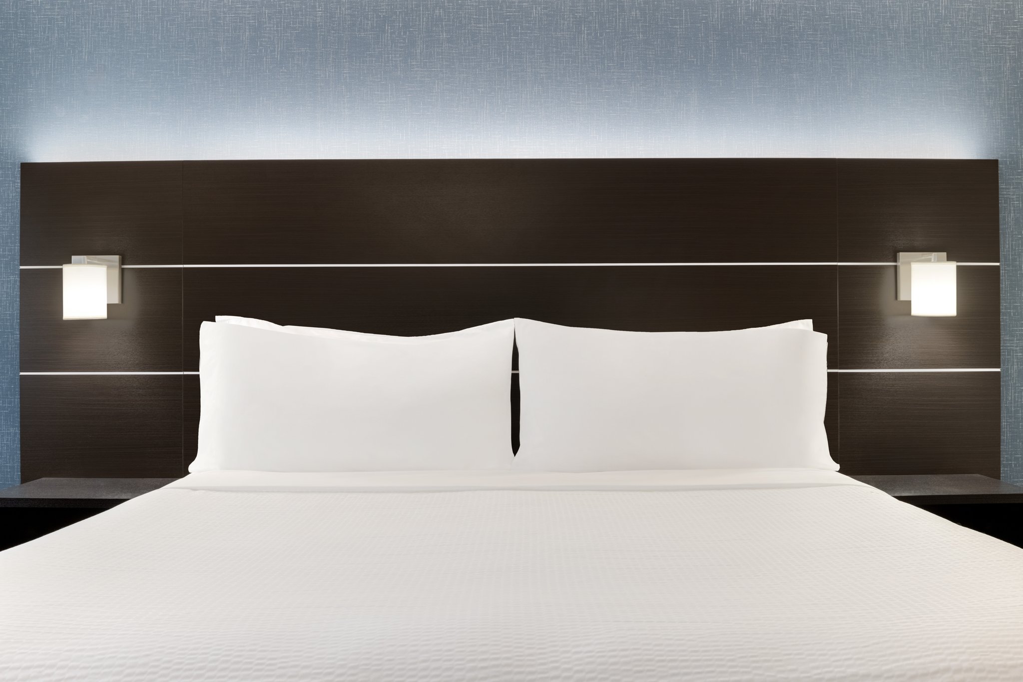 Holiday Inn Express & Suites Eugene Downtown - University by IHG Image