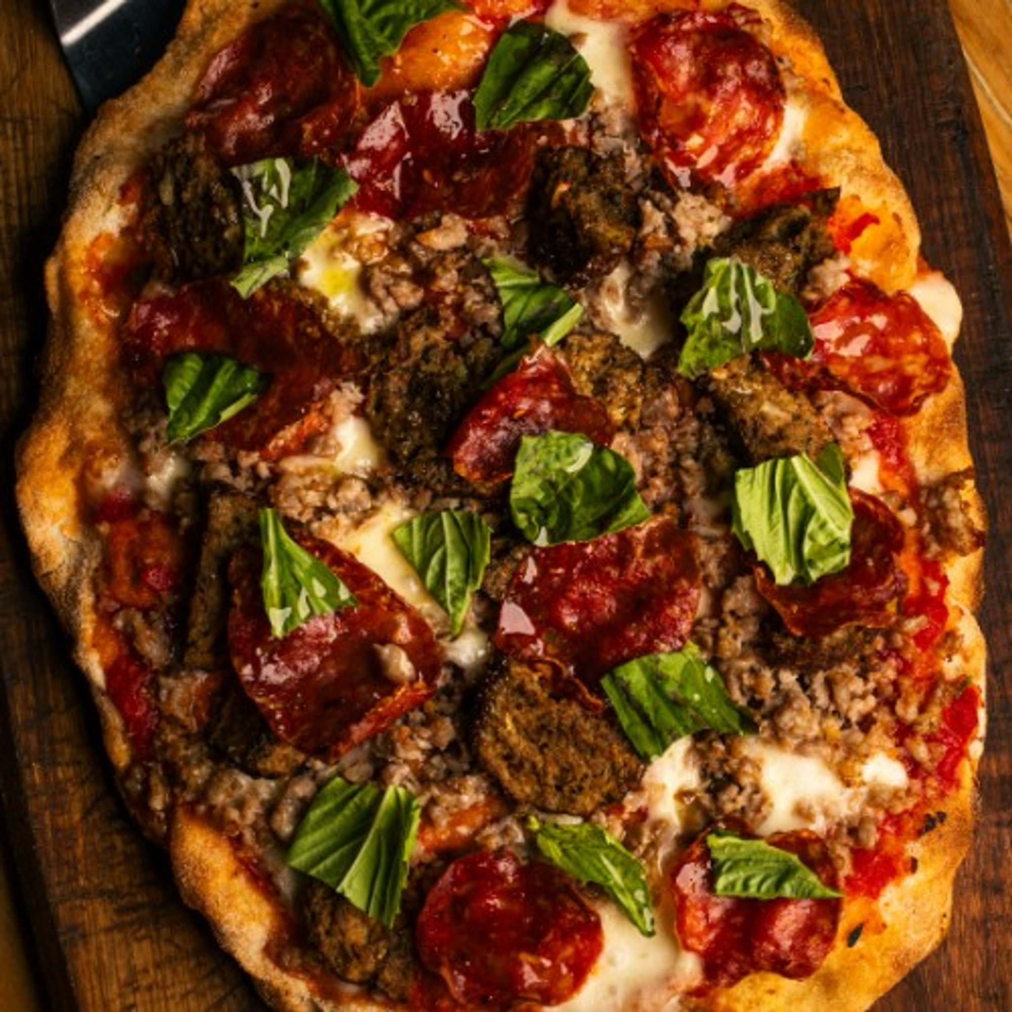 Meat Lover Pizza (1 Ft. Pala)