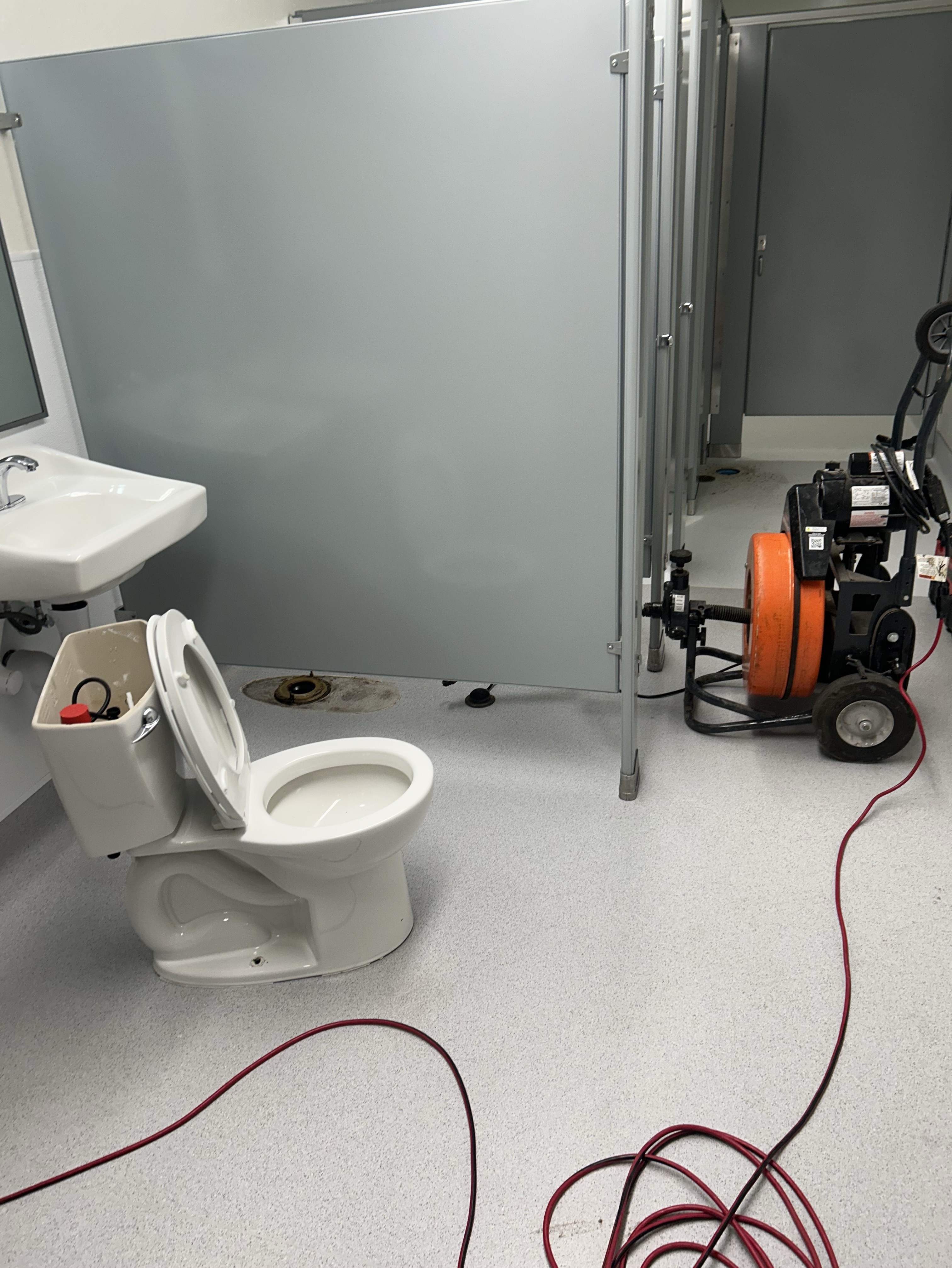 Commando Plumbing Image