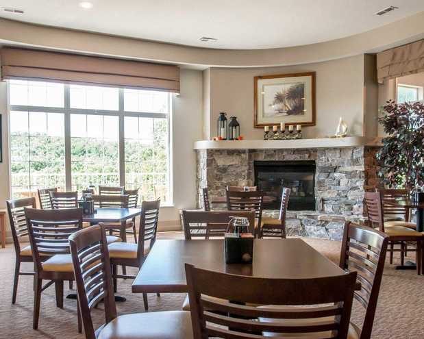 Images Sleep Inn & Suites Lake of the Ozarks