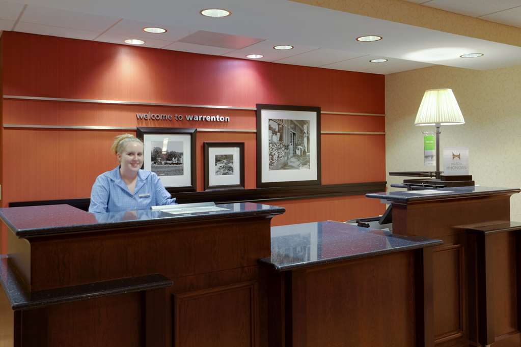 Hampton Inn Warrenton Image