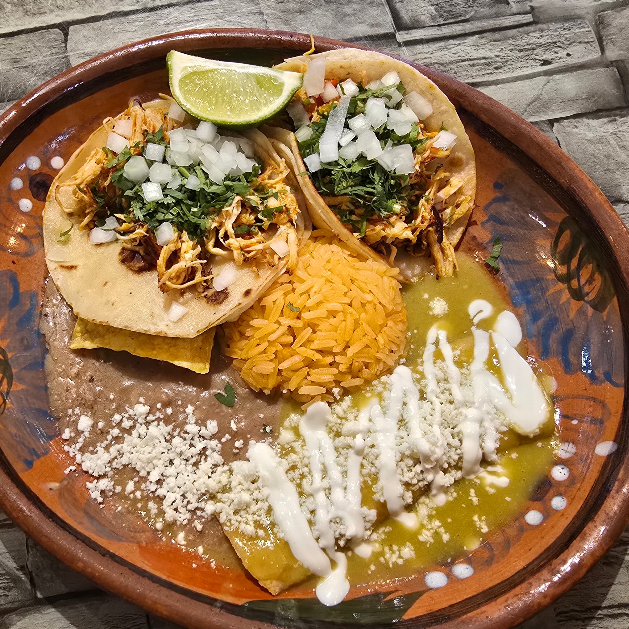 Tacos Y Enchilada
