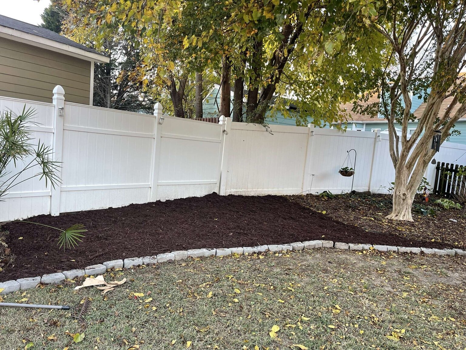 EZ Yard & Junk Image