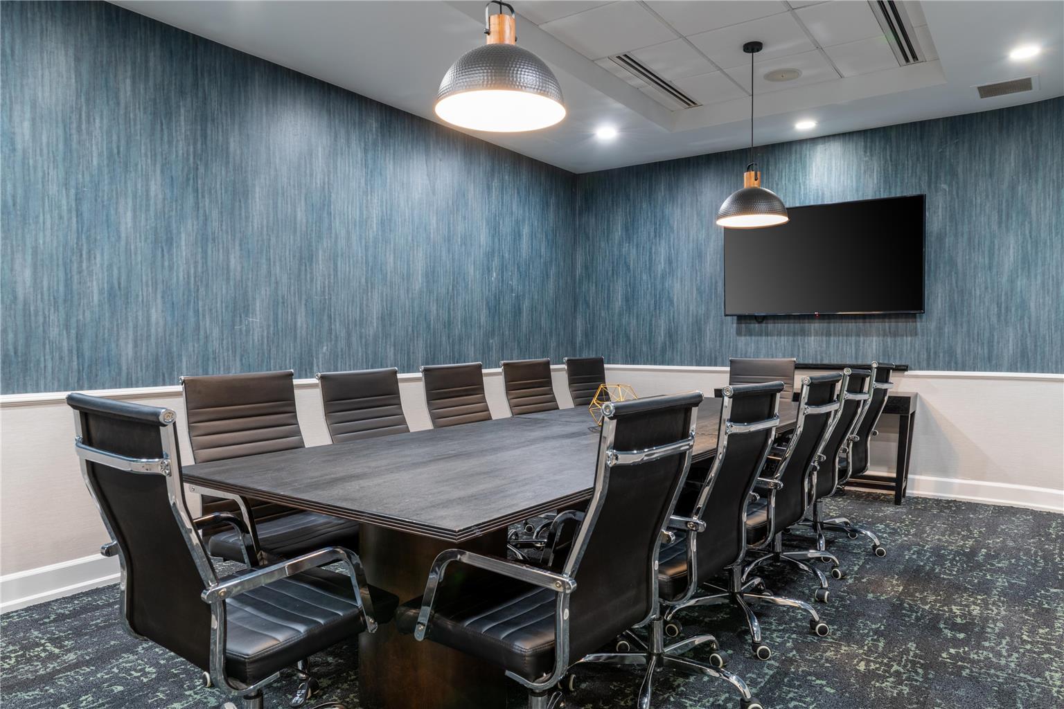 Hilton Garden Inn Auburn Riverwatch Image