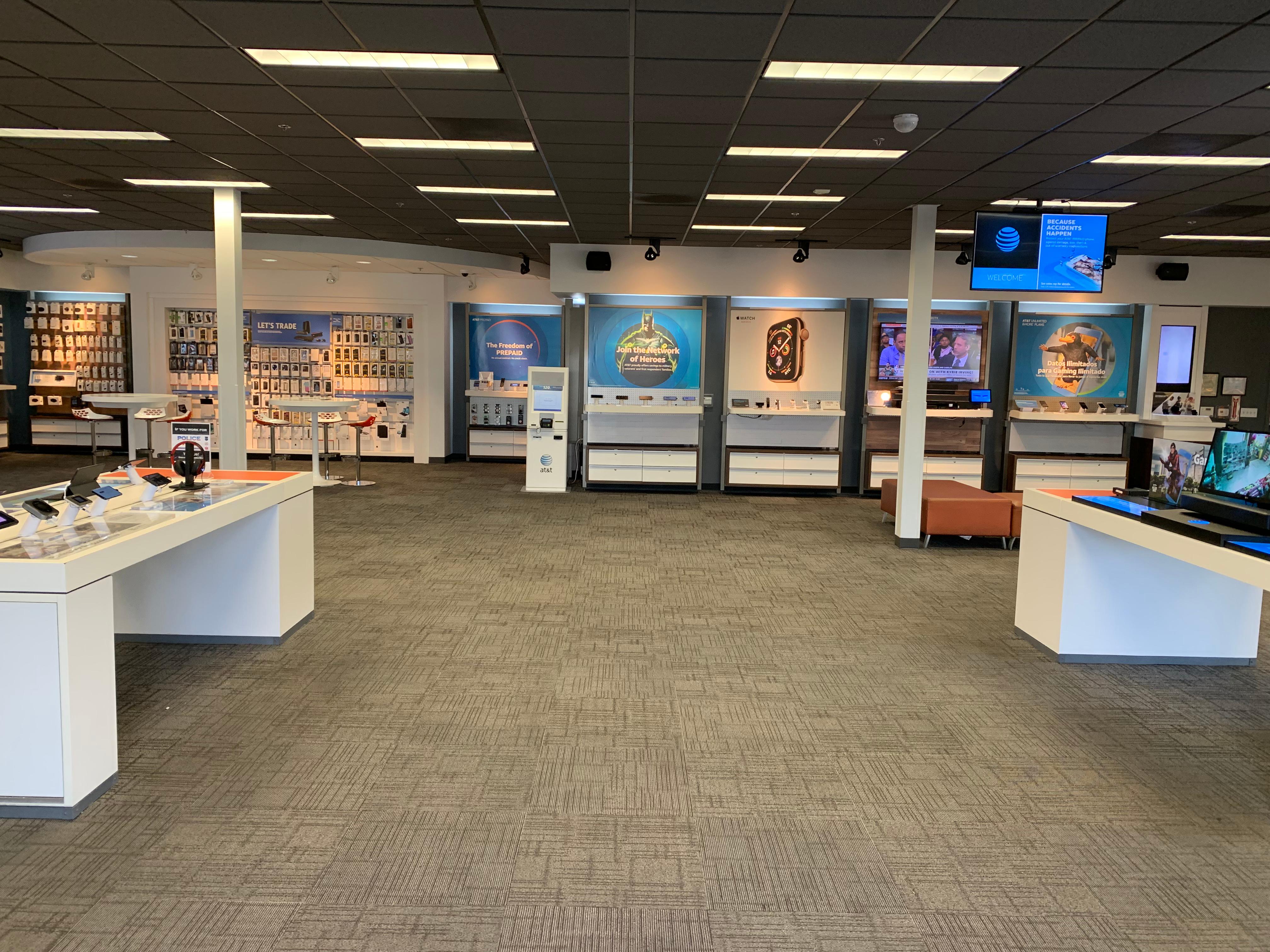 AT&T Store Photo