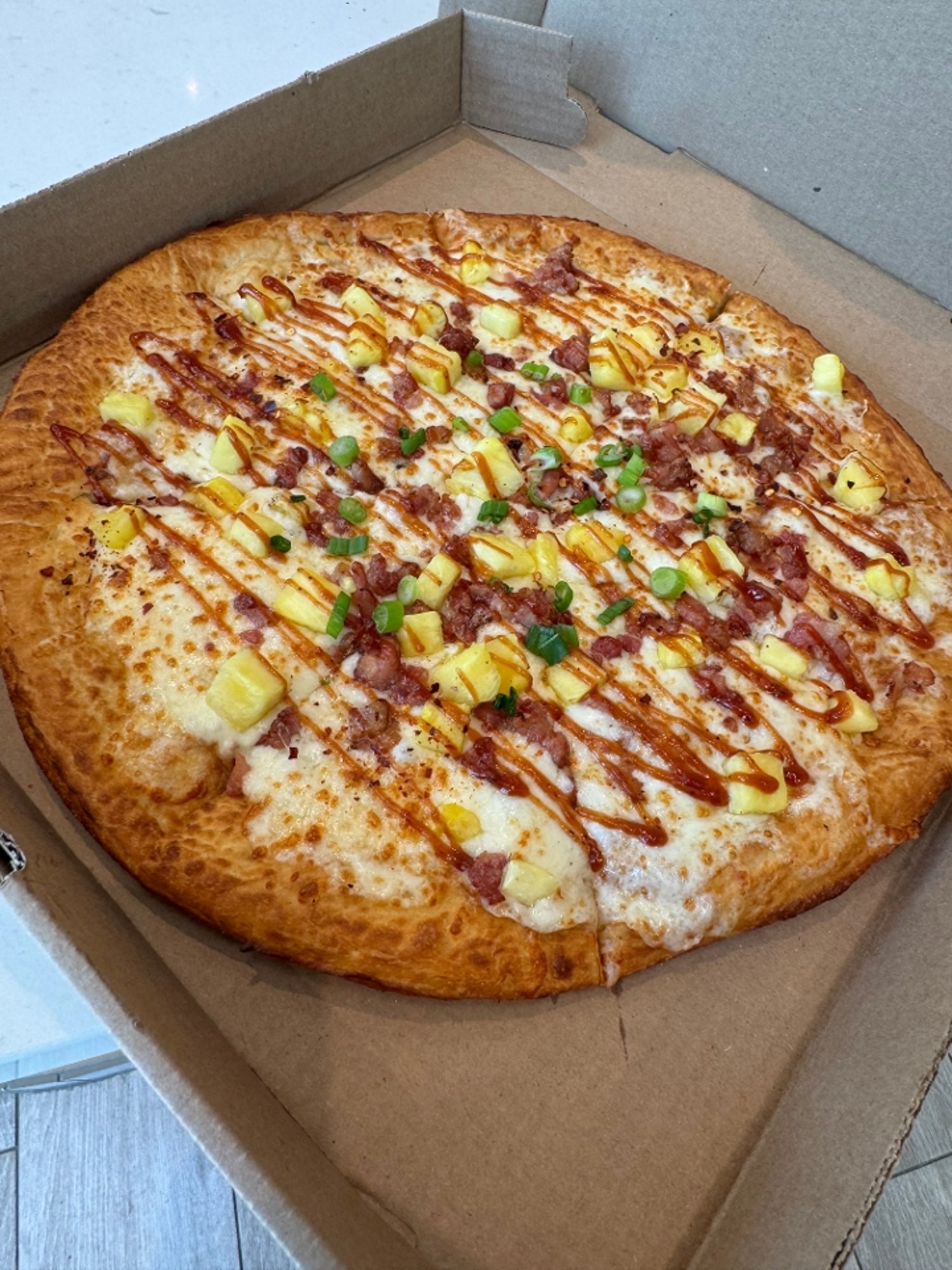 Luau with Bacon Pizza (Large)