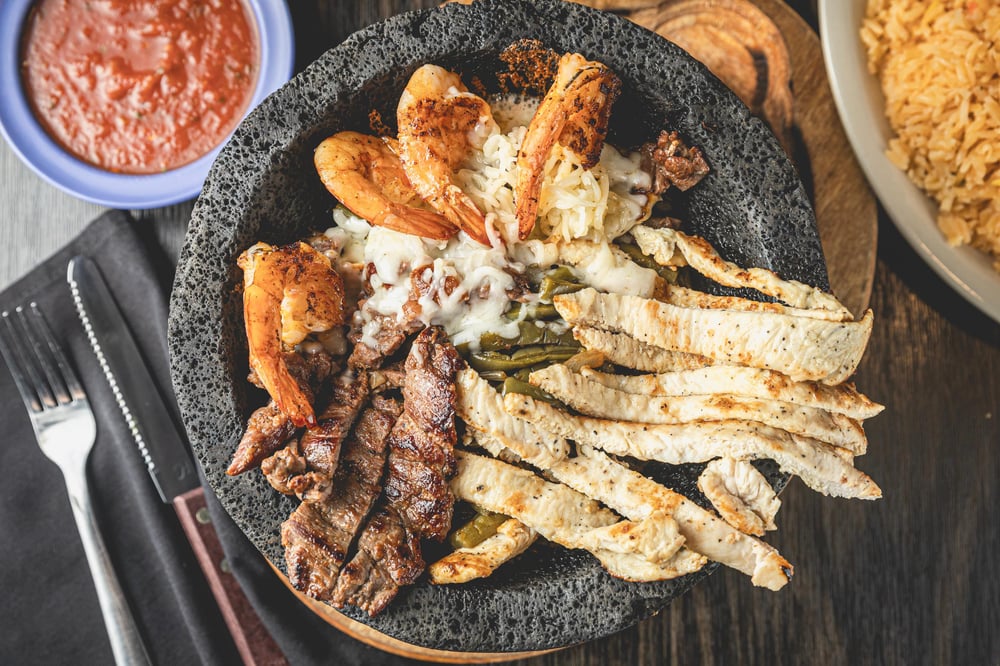 Molcajete Parrillada