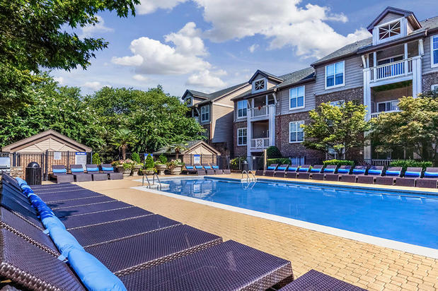 Images Camden Ballantyne Apartments