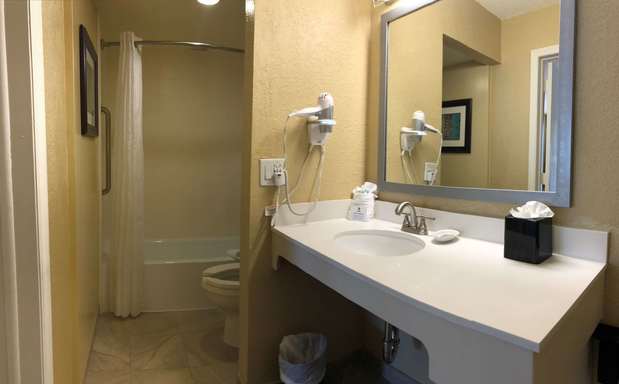 Images Best Western On the Bay Inn & Marina