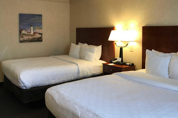 Images Clarion Hotel & Conference Center