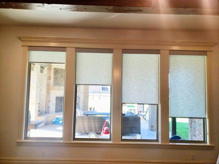 Up? Down? Somewhere in the middle? Our Roller Shades let you decide! They look amazing in this Owasso home, and with so many colors and patterns to choose from, they'll look just as good in your home, too!  BudgetBlindsOwasso  RollerShades  ShadesOfBeauty  FreeConsultation  WindowWednesday  Collinsv