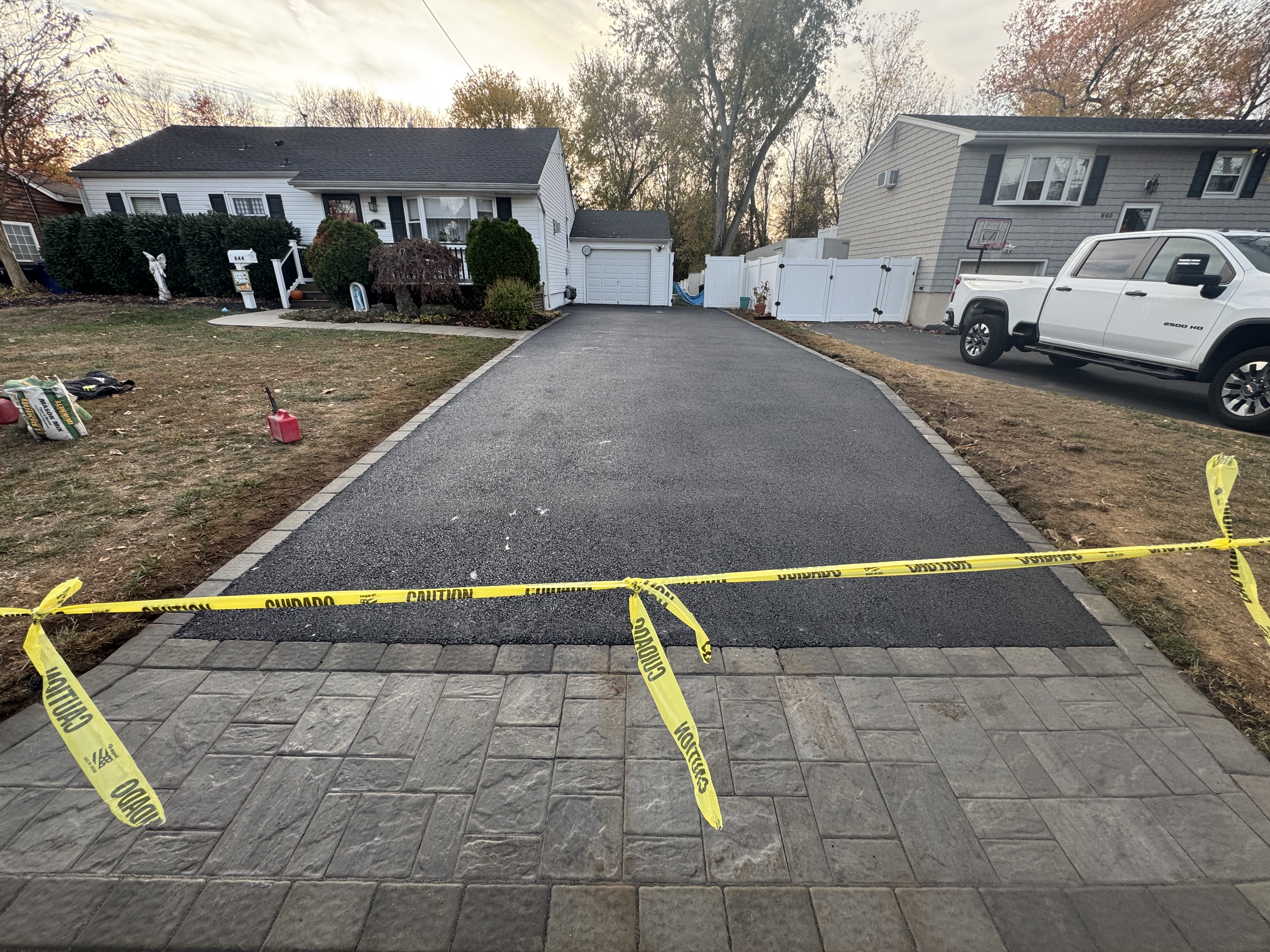 Asphalt driveways 