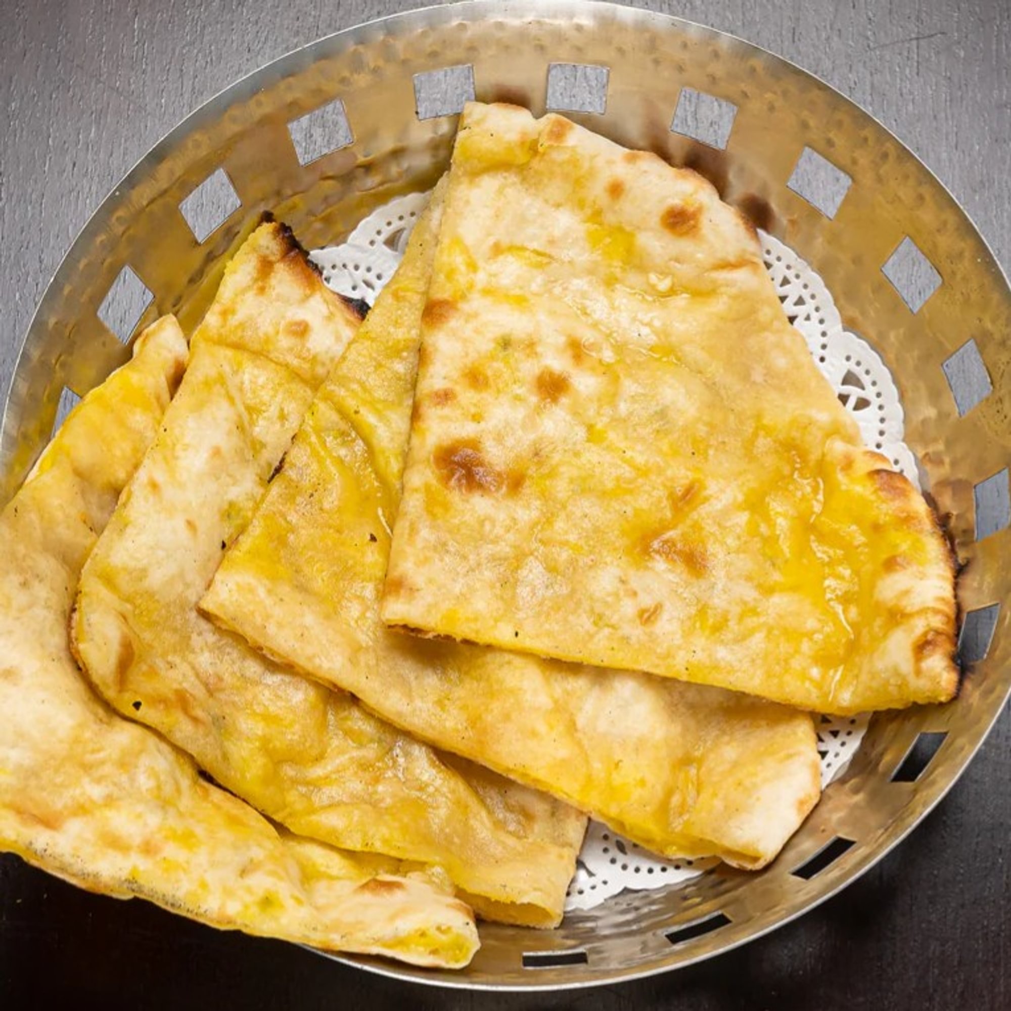 Cheese Naan