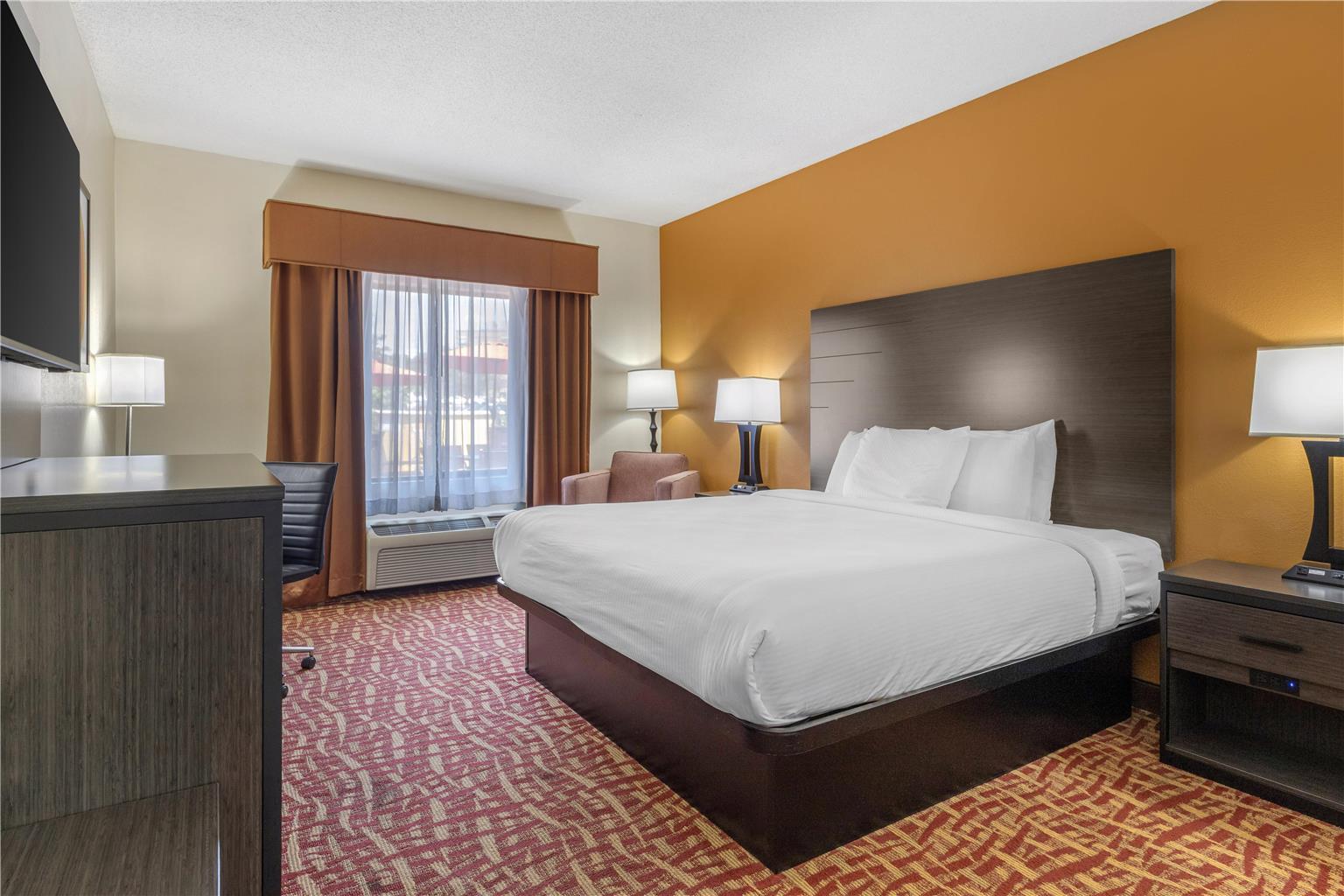 Best Western Aspen Hotel Image