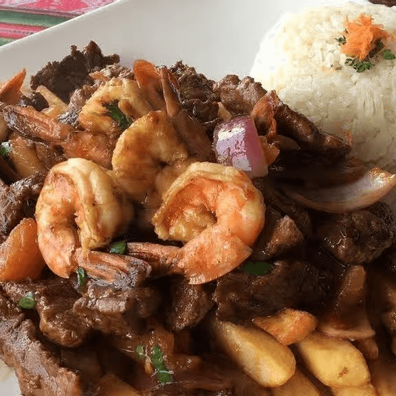 Surf & Turf Saltado