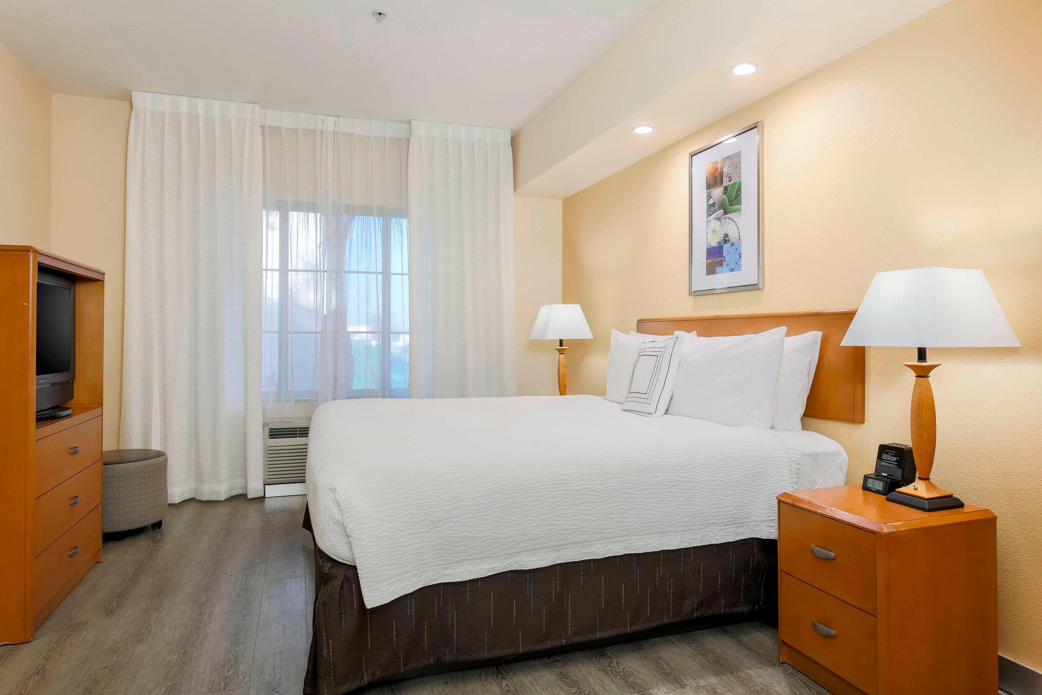 Fairfield Inn & Suites by Marriott Temecula Photo