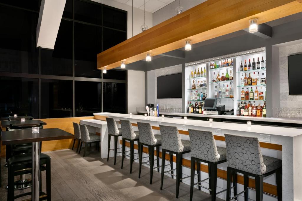 The Domain Hotel Sunnyvale Image