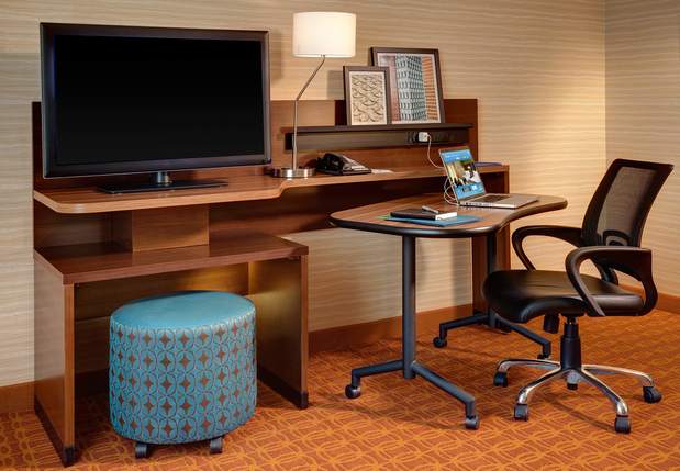 Images Fairfield Inn & Suites by Marriott Omaha Northwest