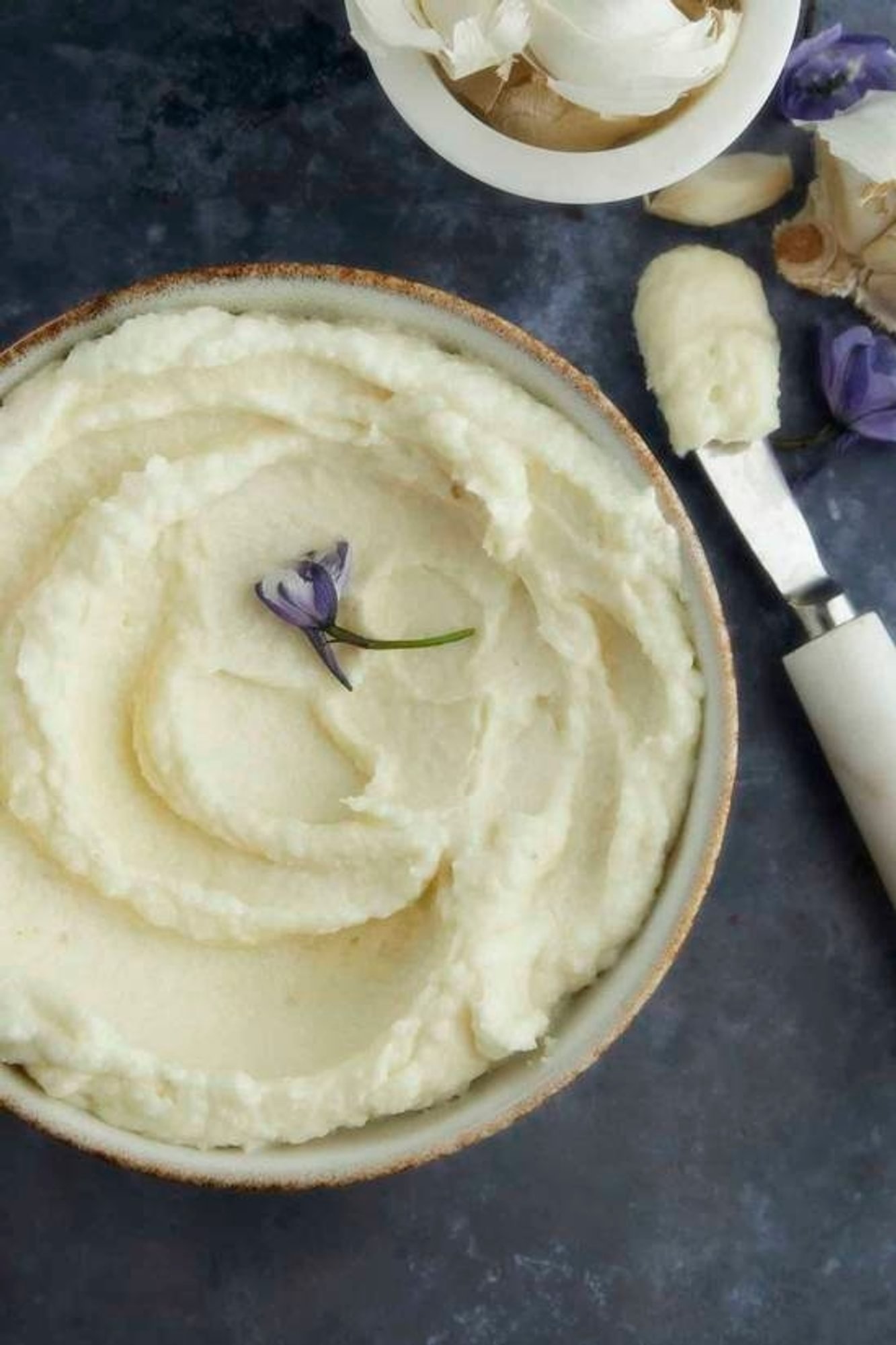 Toum (Garlic Sauce)
