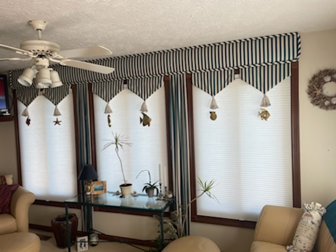 Loving the layered look? Then you have to see this Plainfield home! Cute Valances paired with our Cellular Shades! Plus, you can drop the tops on the Shades!  BudgetBlindsPlainfieldIN  PlainfieldIN  CellularShades  TopDownBottomUpShades  CustomValances  FreeConsultation  WindowWednesday