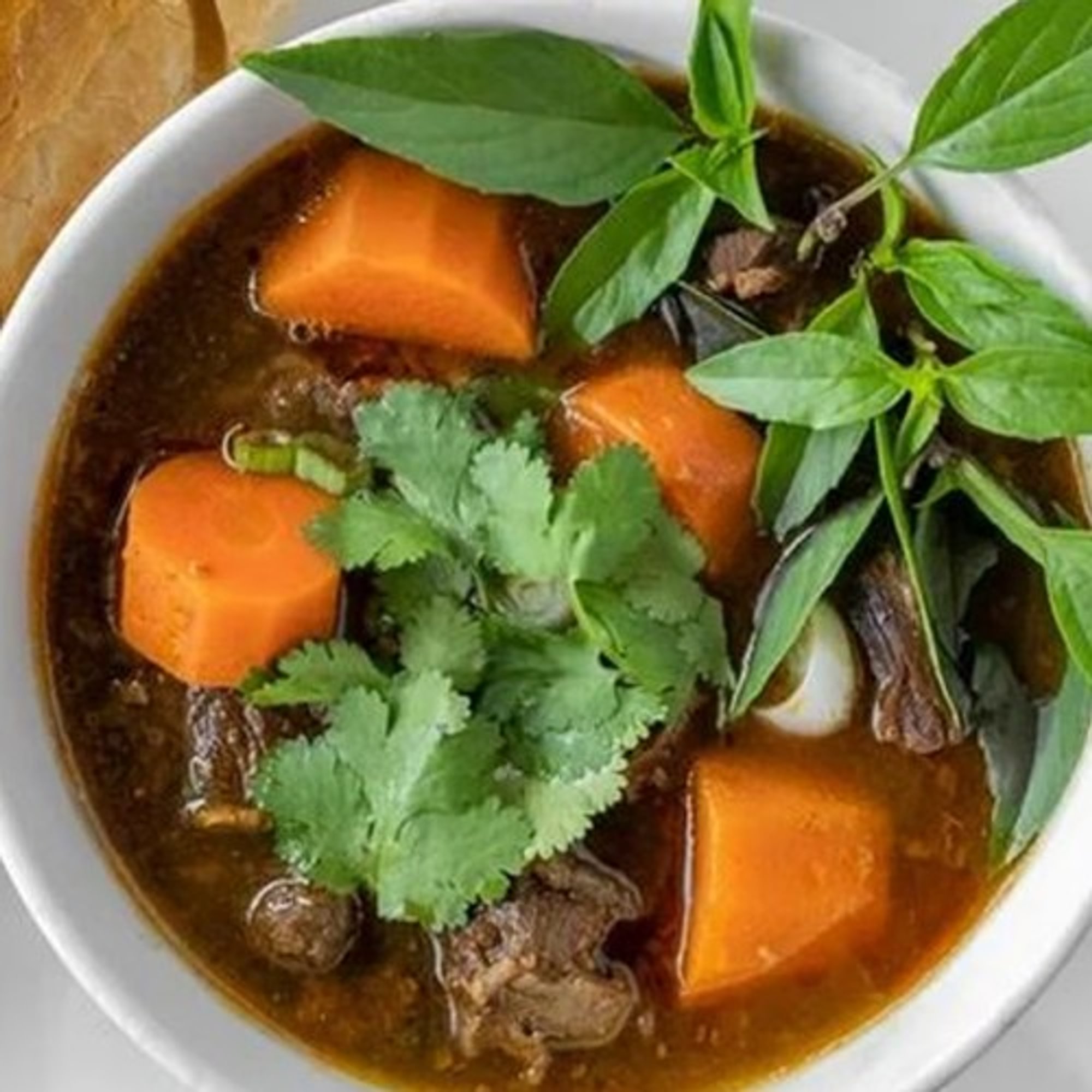 S4. Beef stew/ bo kho