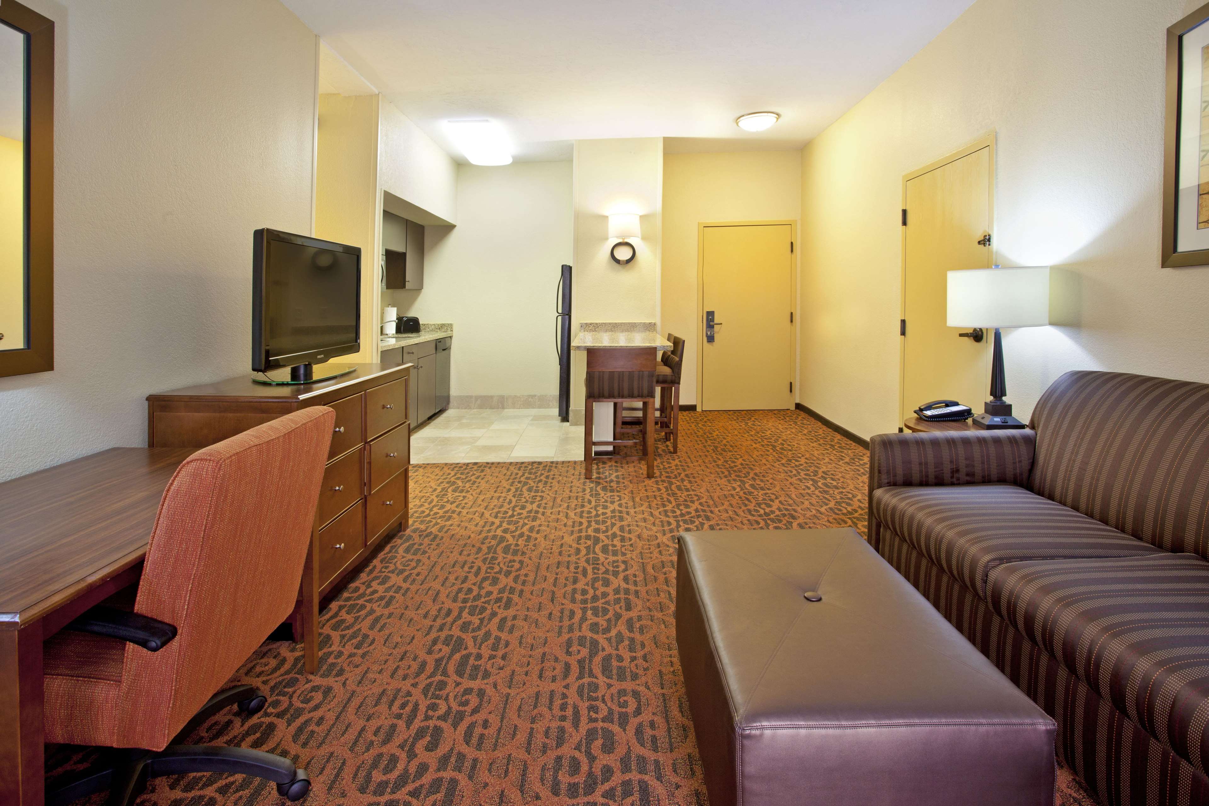 Hampton Inn & Suites El Paso-Airport Photo