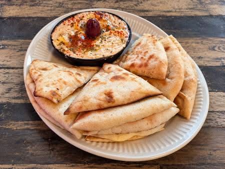 Hummus Plate