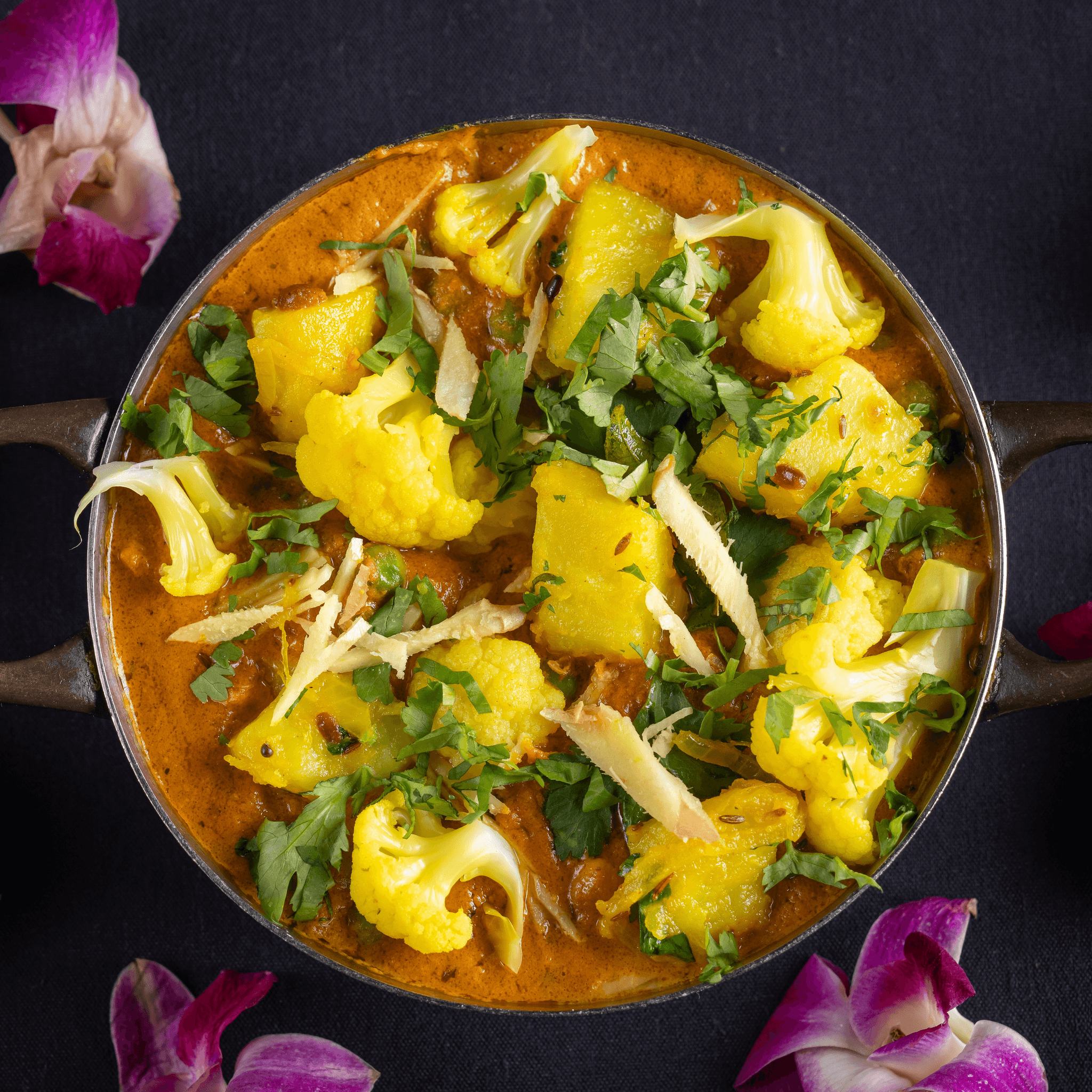 Aloo Gobi Curry (A North Indian Classic)