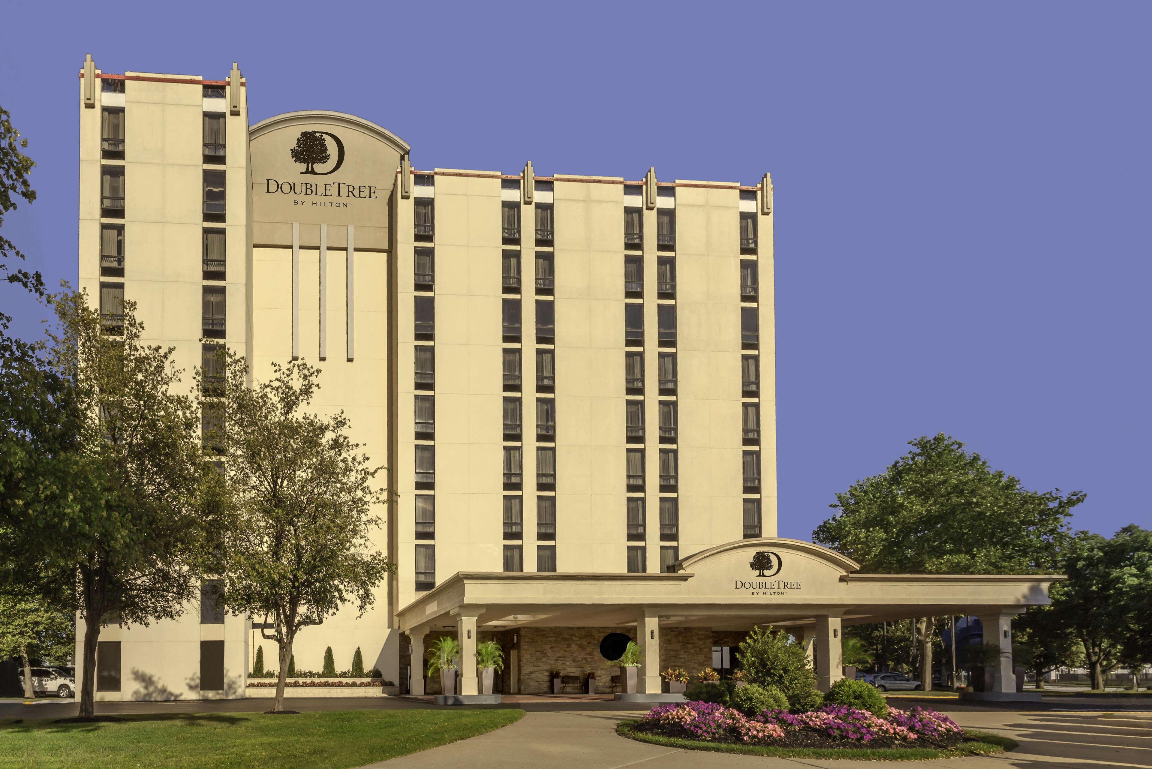 DoubleTree by Hilton Hotel Philadelphia Airport Photo