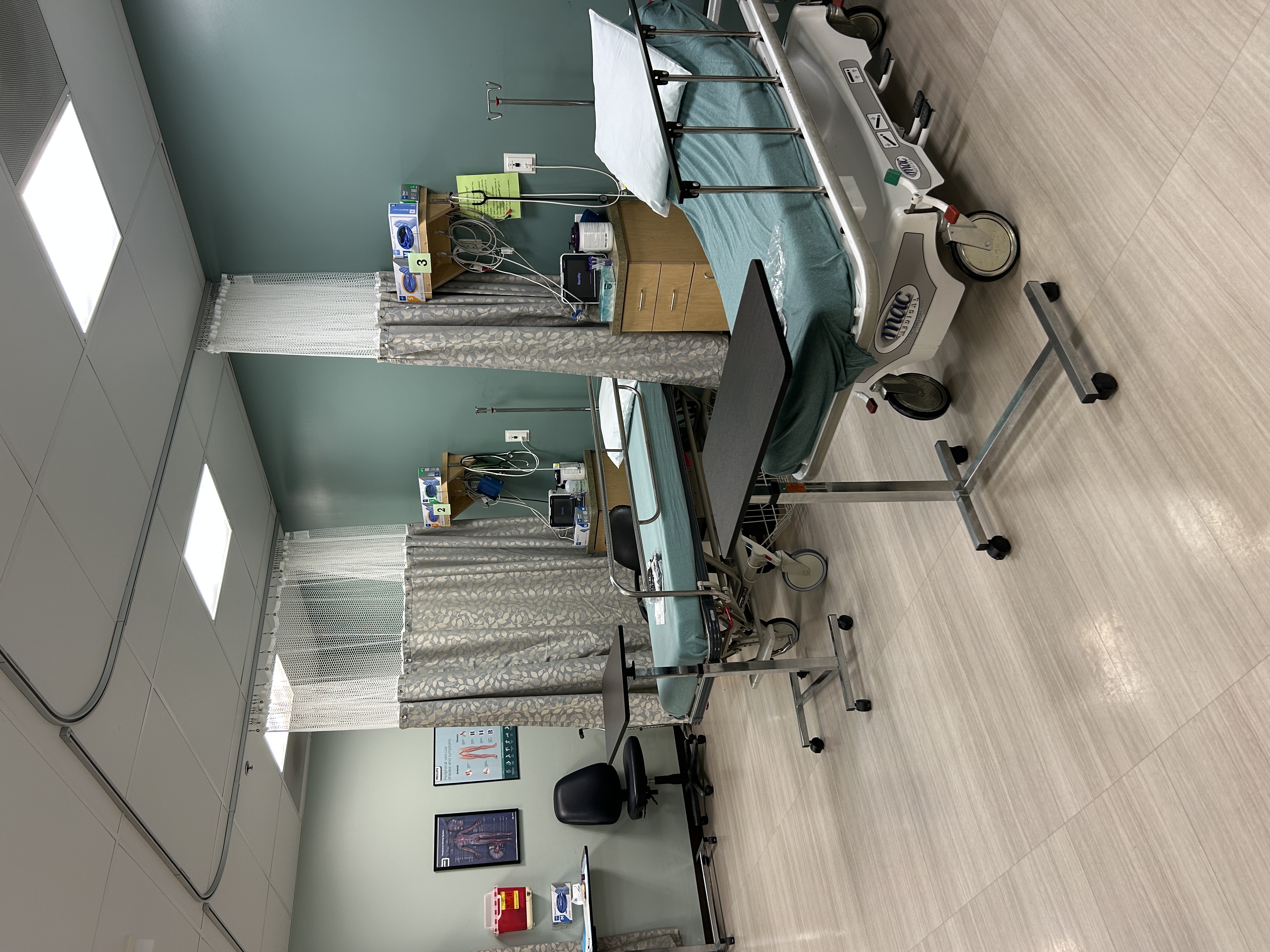 A treatment room at Pacific Interventional Vascular Access Center