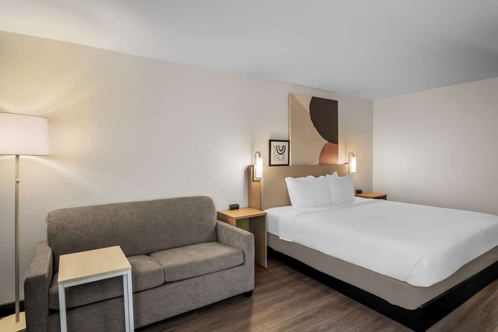 Spark by Hilton Richardson Dallas Image