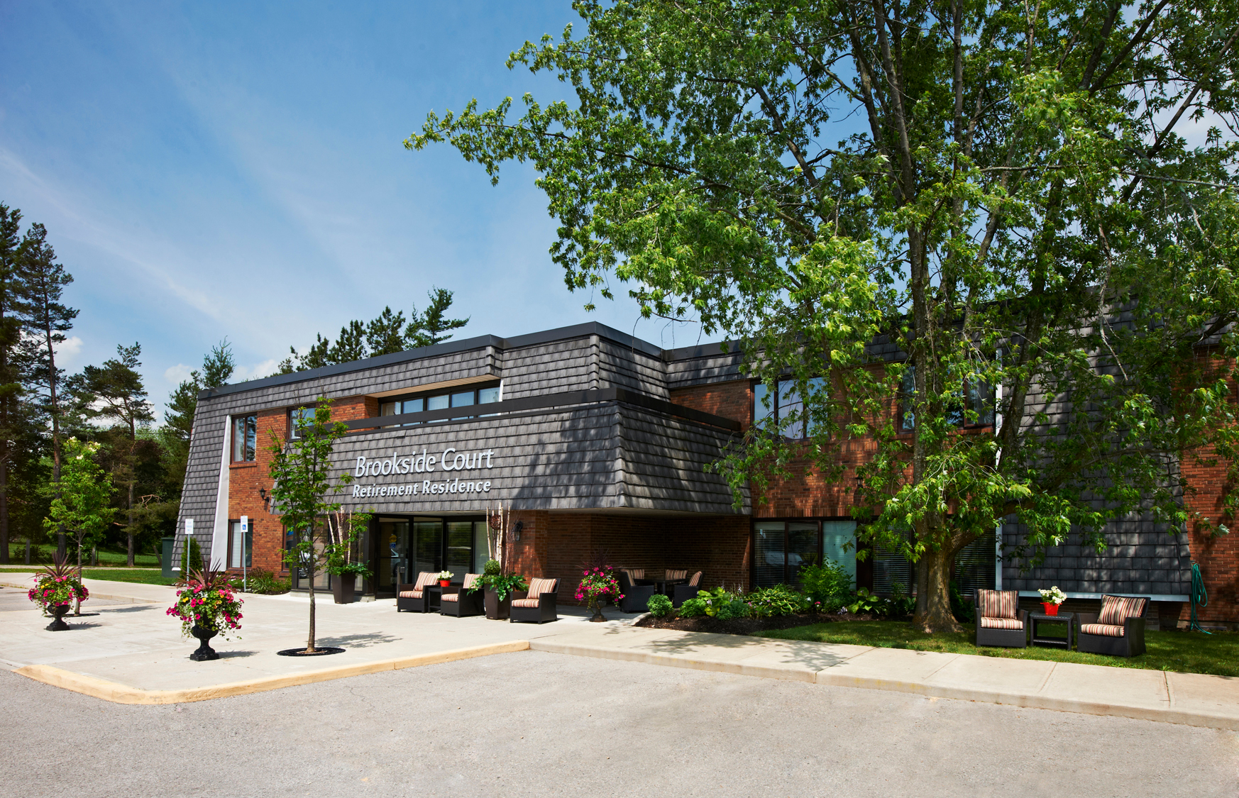 Images Revera Brookside Court & Hilltop Place