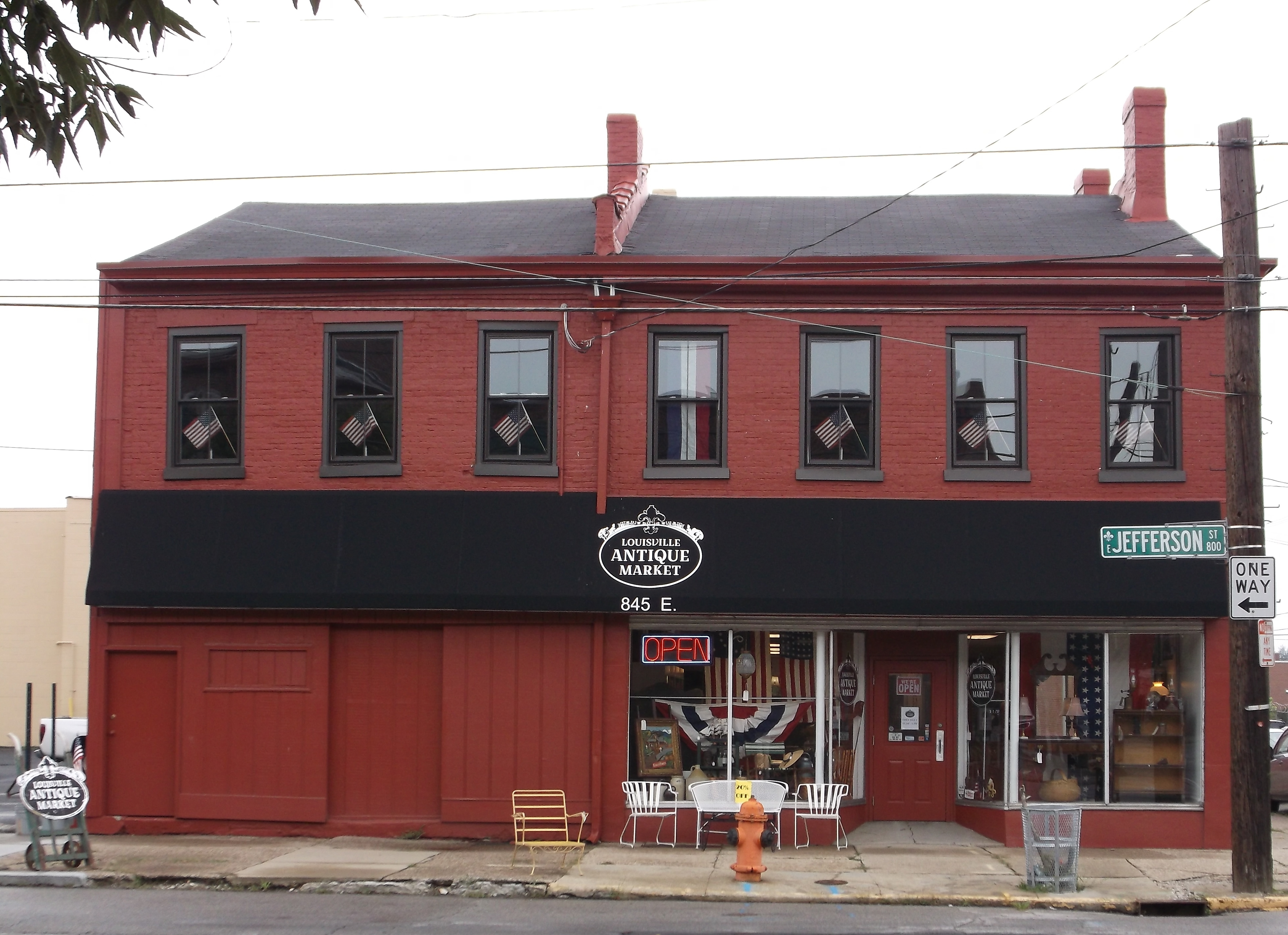 Louisville Antique Market Photo