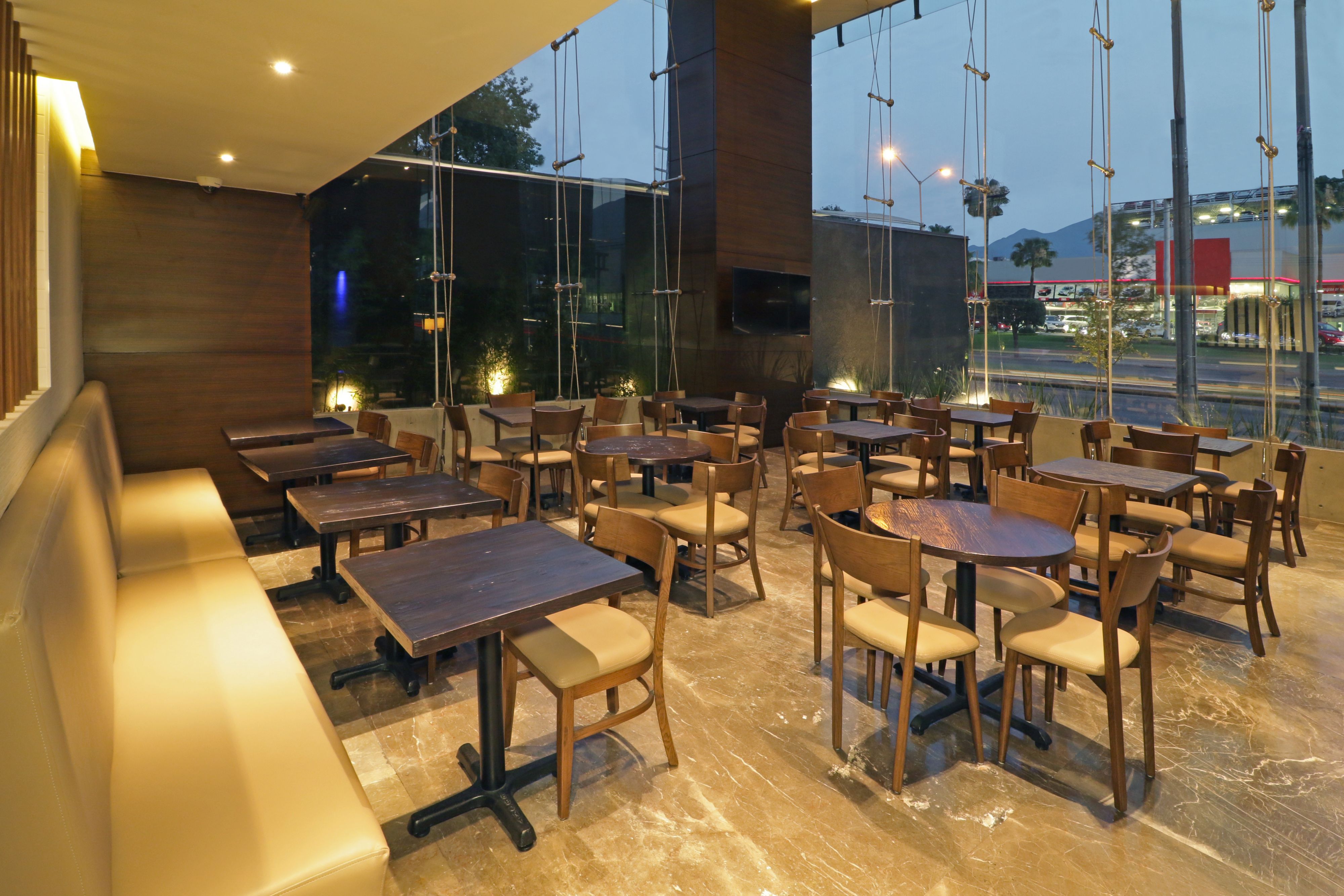 Images Holiday Inn Express & Suites Monterrey Valle