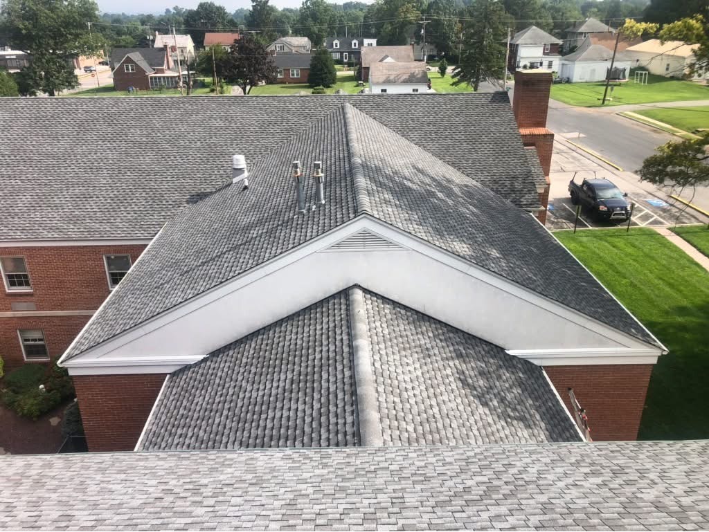 Capital City Roofing Image