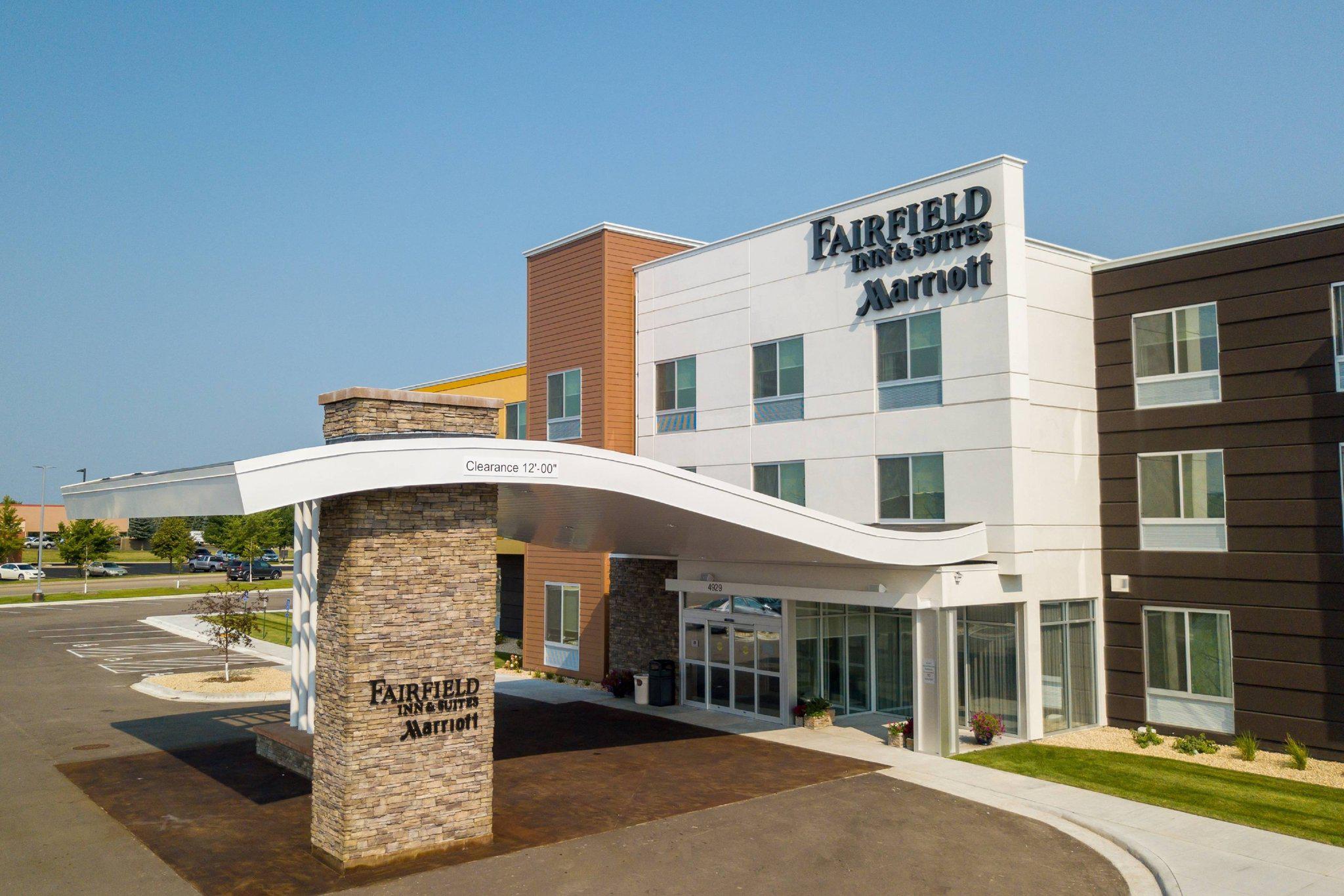 Fairfield Inn & Suites by Marriott Alexandria Photo