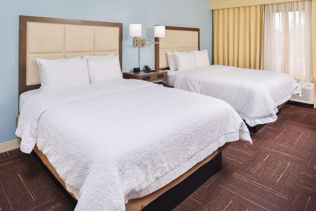 Hampton Inn Vero Beach Image