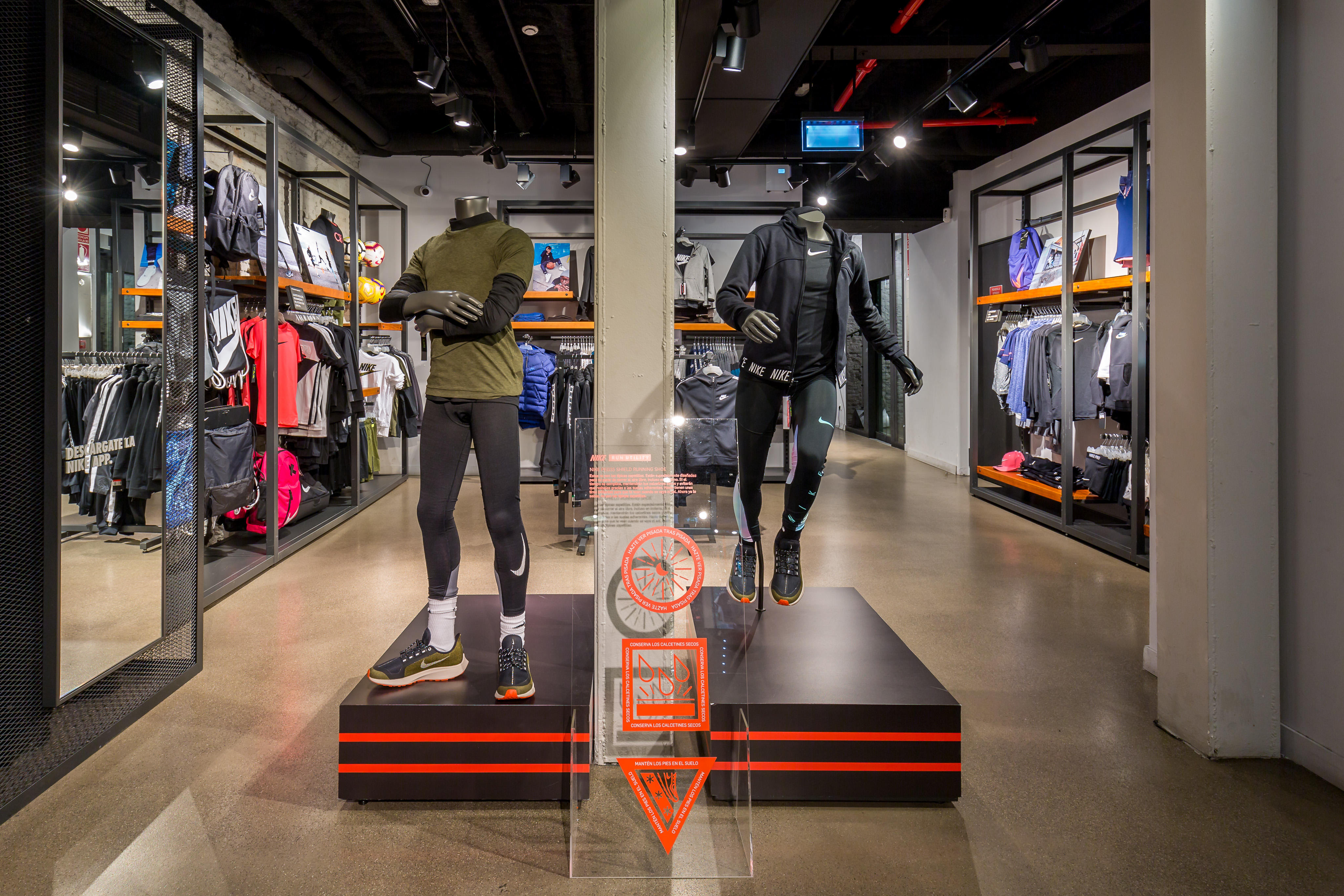 Images Nike Store Serrano