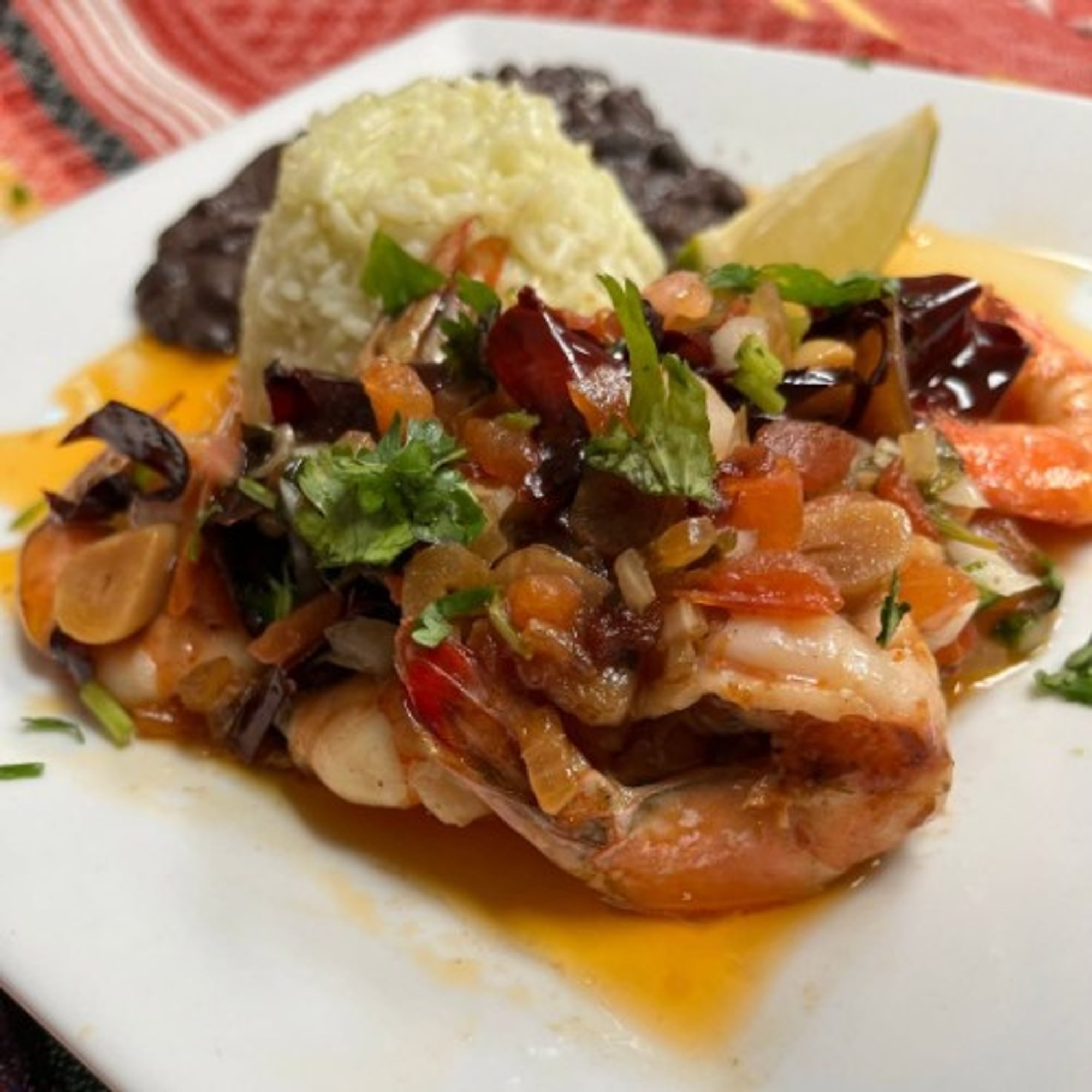 Shrimp Mojo De Ajo Lunch