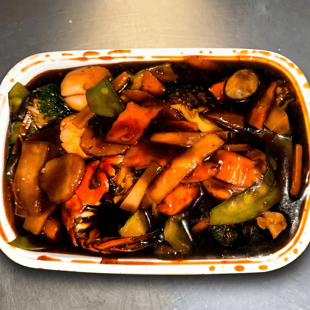 Seafood in Hot Garlic Sauce