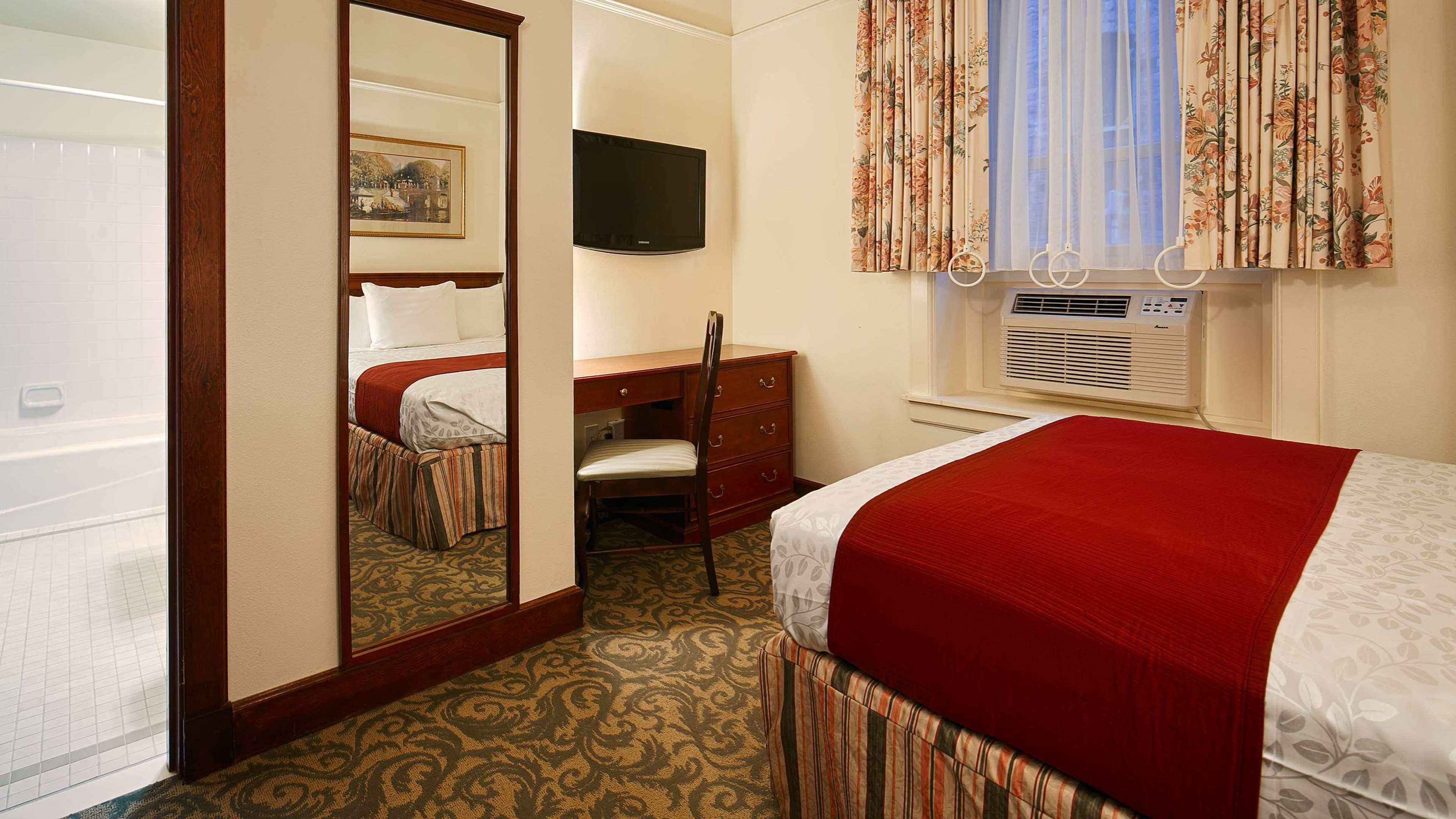 Best Western Plus Pioneer Square Hotel Downtown Photo