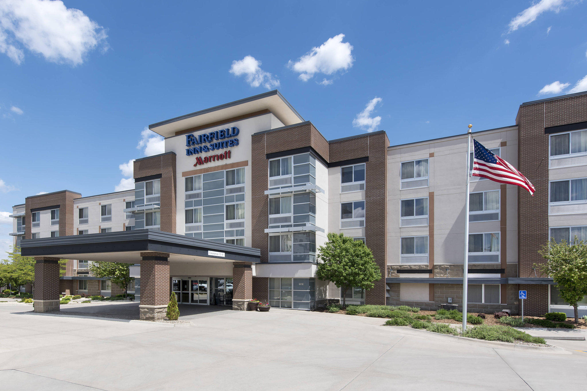 Fairfield Inn & Suites by Marriott Omaha Downtown Photo