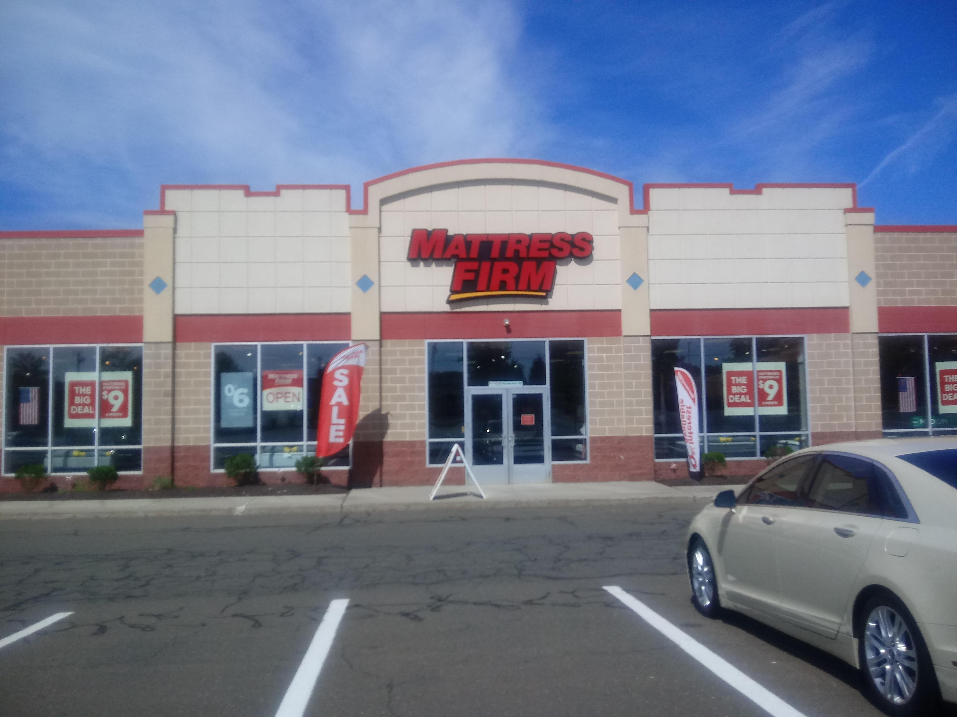 Mattress Firm Manchester Photo