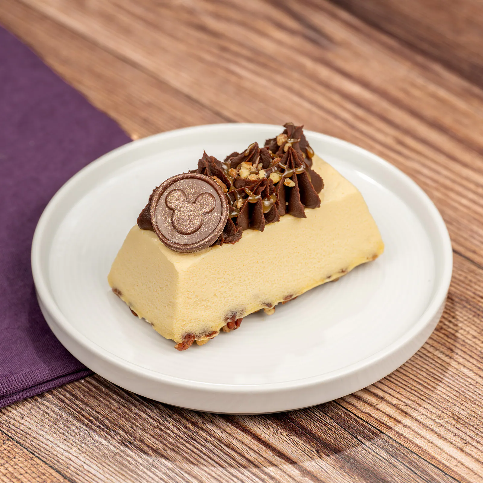 Caramel Pecan Cheesecake