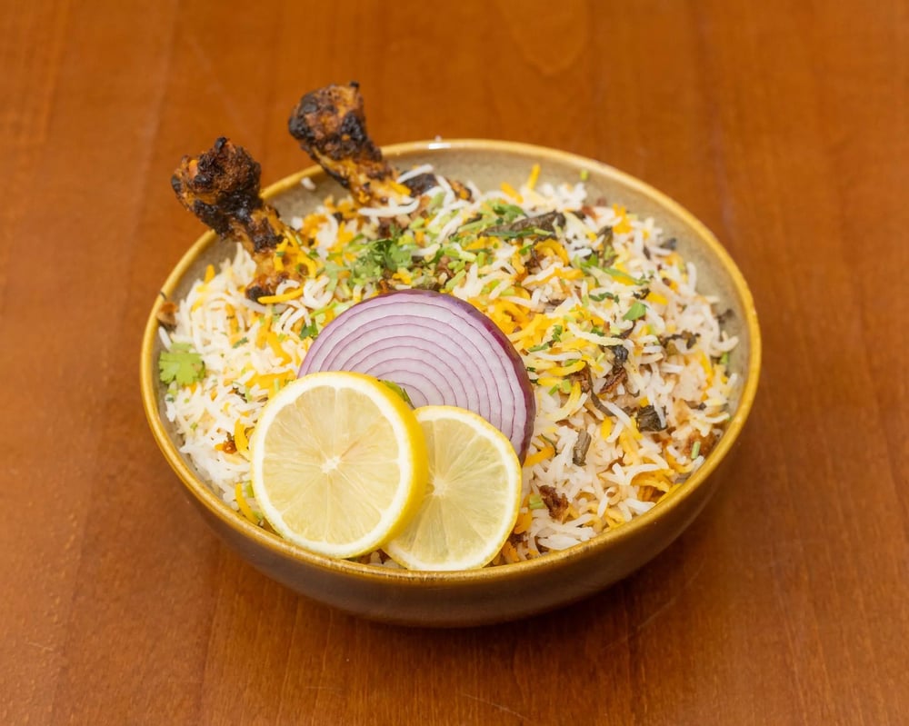 Hyderabadi Chicken Dum Biryani (Bone-In)