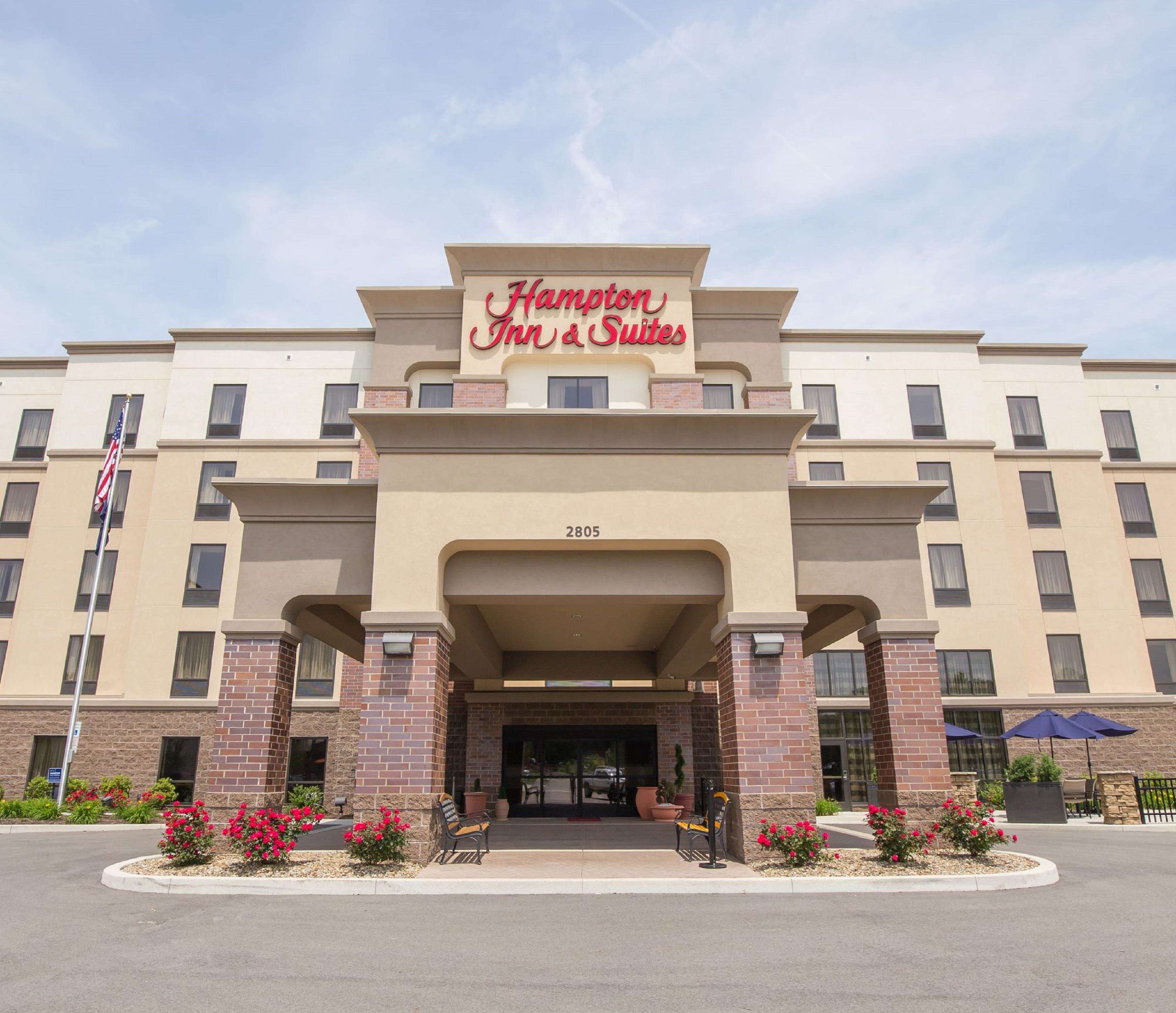 Hampton Inn & Suites Pittsburgh/Harmarville Photo