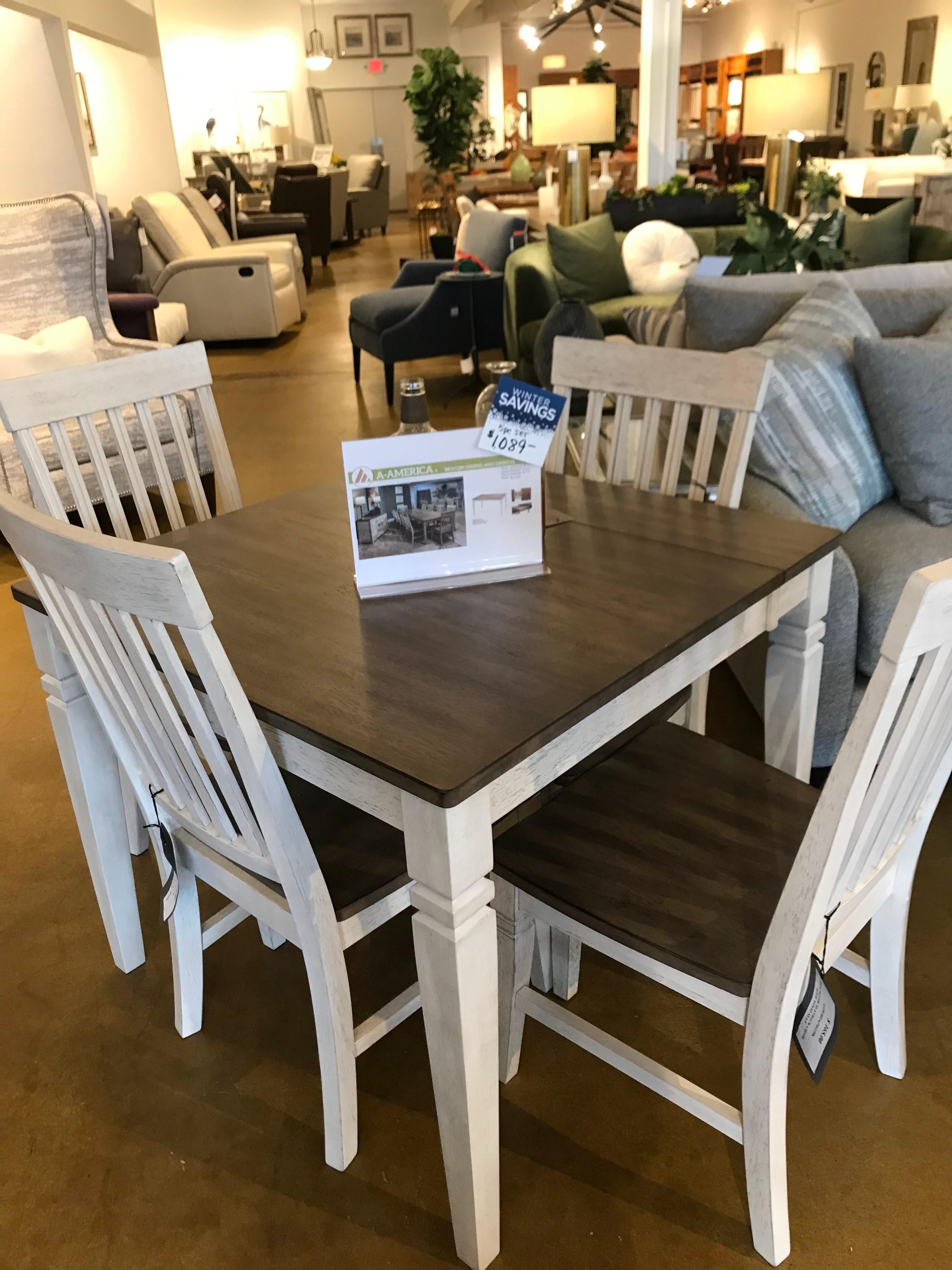 Kelly's Furniture Image